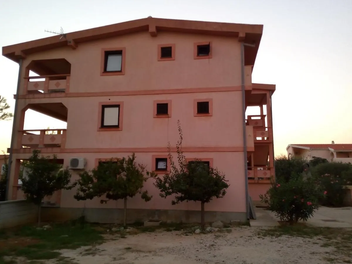 Maslina Apartman Vir