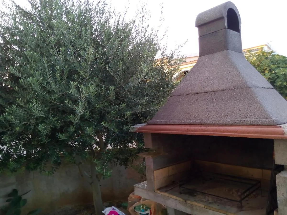 Maslina Apartman Vir