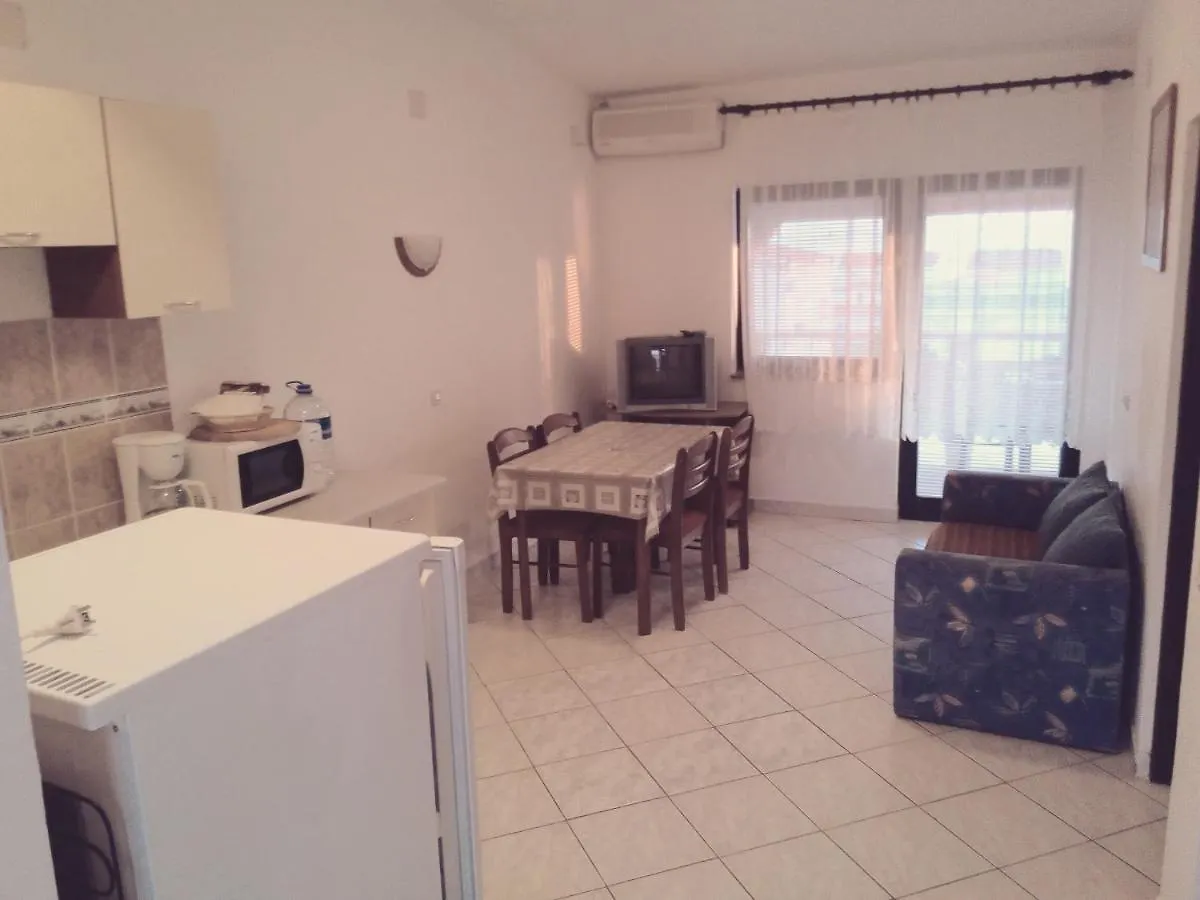 Apartmán Maslina Vir 0*,