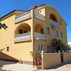  Apartman Asa Otok